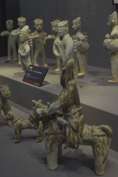 荆州博物馆陶俑