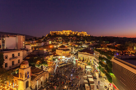 希腊雅典蒙纳斯提拉奇广场夜色