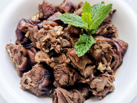 黄焖狗肉
