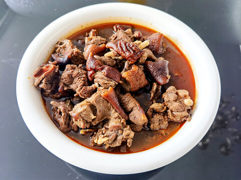 红烧狗肉
