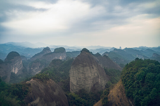 湖南崀山旅游风景区鲸鱼闹海