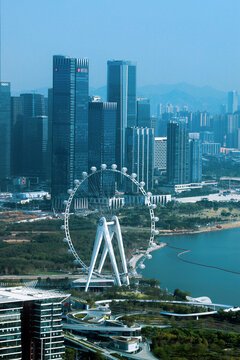 深圳前海湾区之光摩天轮景观