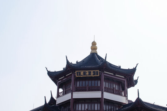 中式古风传统建筑楼顶