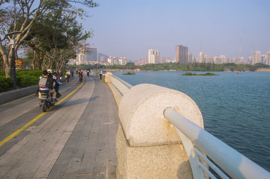 海沧湾公园海岸道路