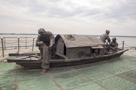 长江渔民生活老场景雕塑