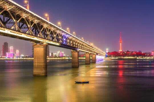 武汉长江大桥夜景