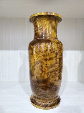 花瓶木雕