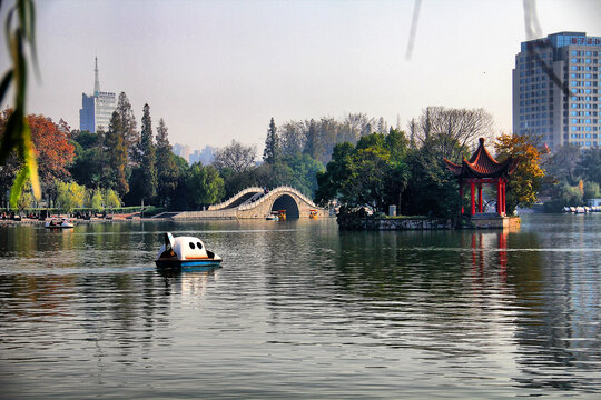 芜湖镜湖公园步月桥