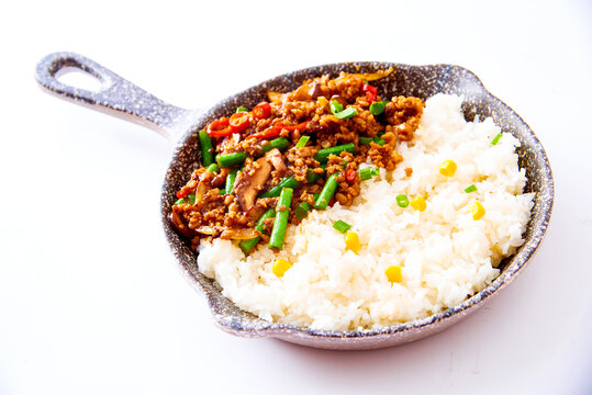 烤牛肉拌饭