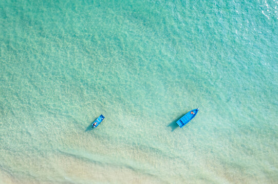 北海涠洲岛大海海平面俯瞰航拍