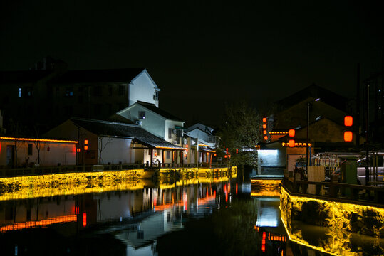 江南水乡古镇夜景