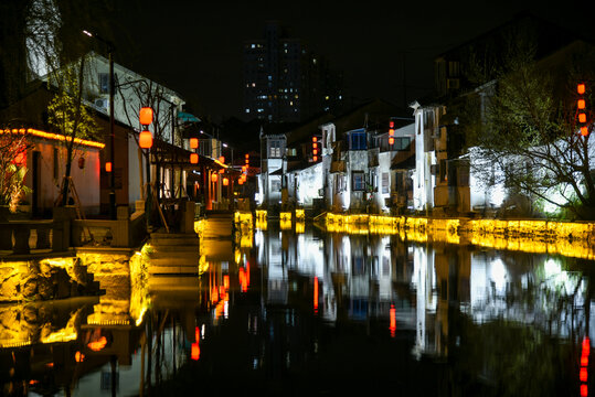 江南水乡古镇夜景