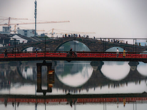 京杭大运河上的杭州塘栖广济桥