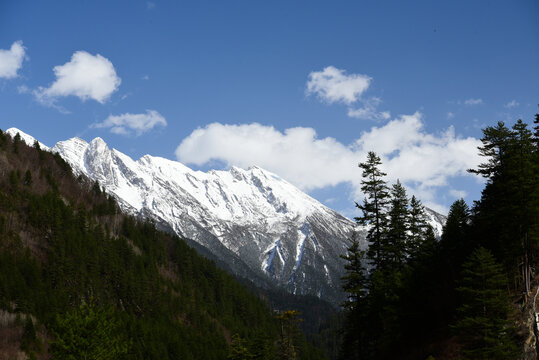 九寨沟雪山