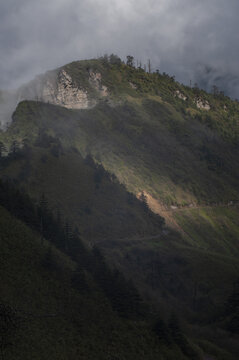 大山云雾风光