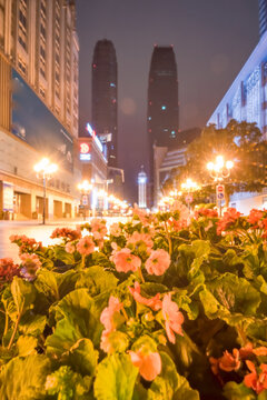 解放碑步行街的夜景