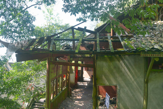 雅安蒙顶山修复中的甘露寺