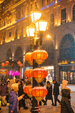 中国哈尔滨中央大街夜景