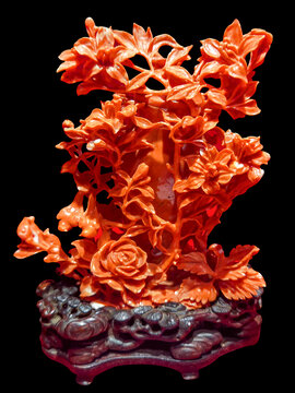 红珊瑚花鸟玉雕