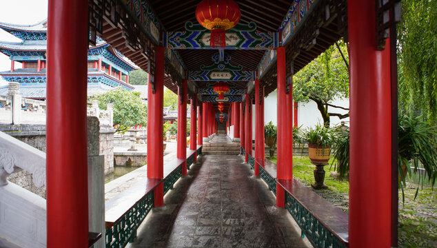 寺庙游廊
