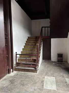 古老楼梯