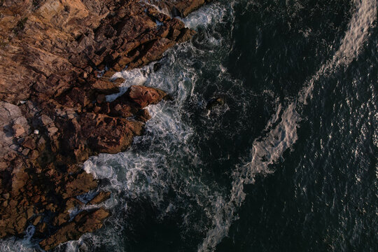 礁石海岛海浪纹理航拍背景自然