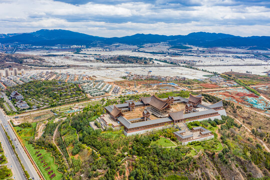 航拍云南昆明古滇博物馆旅游区