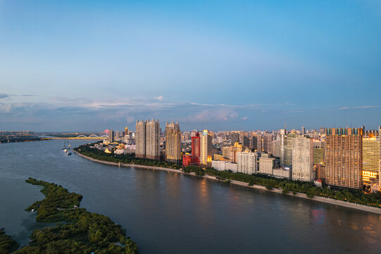 哈尔滨公路大桥城市夜景