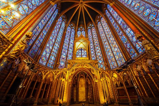 巴黎礼拜堂彩绘玻璃