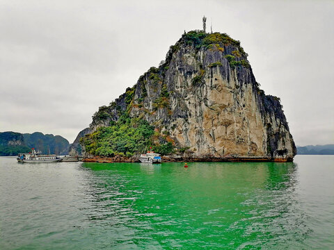 下龙湾天堂岛