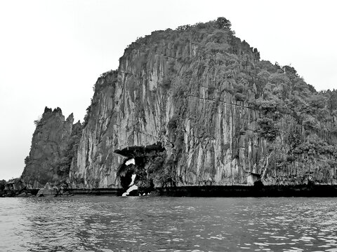 水墨下龙湾