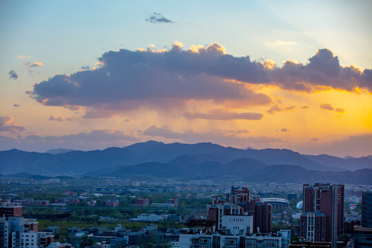 山城市天空