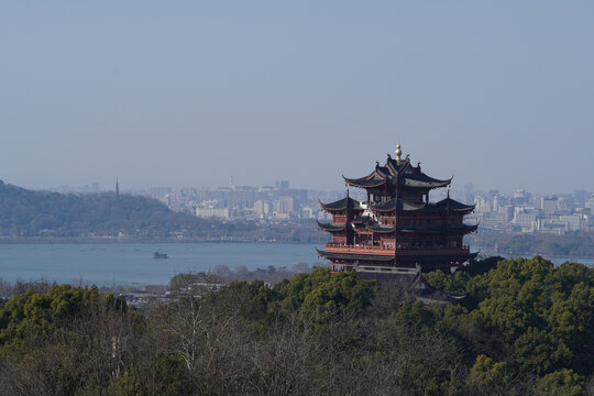 远眺城隍阁西湖