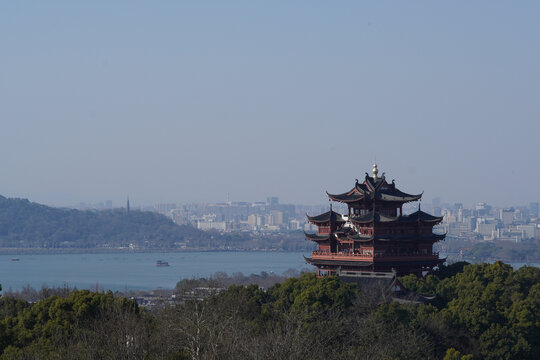 远眺城隍阁西湖全景