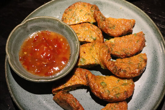 泰料牛肉饼