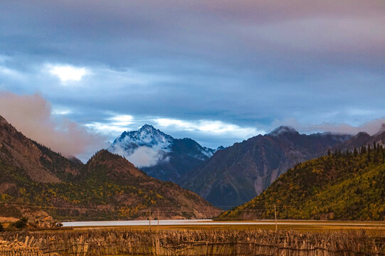 安久拉山