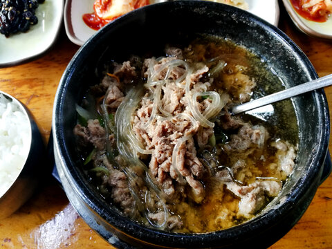 石锅牛肉汤