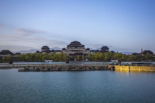 兴汉胜境风景区