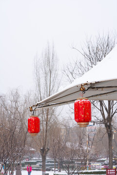 雪景灯笼