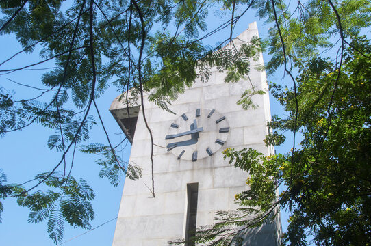 漳浦西湖公园钟楼