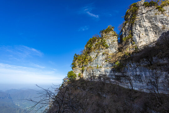 南郑龙头山