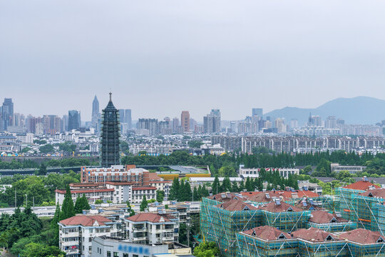 南京大报恩寺宝塔和城市建筑