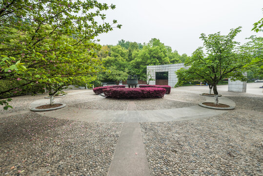 南京雨花台景区的雨花宝鼎