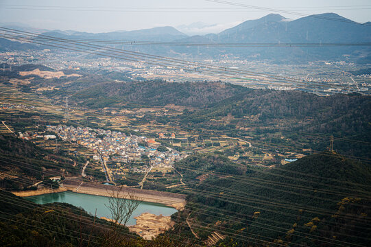 山下小村庄