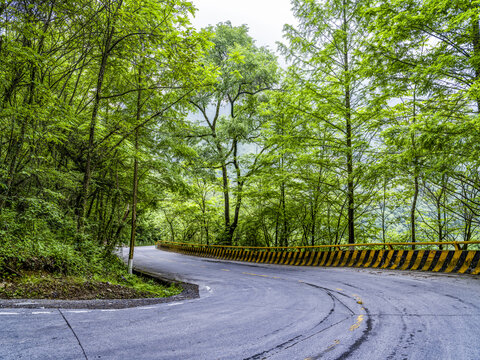 山区公路