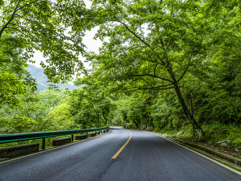 山区公路