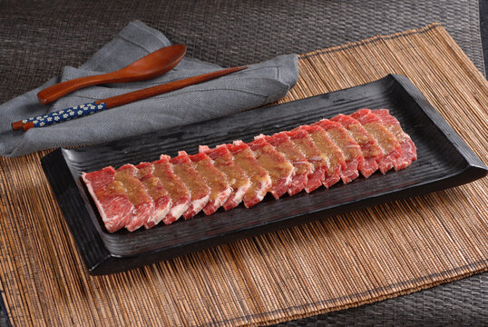 浇汁牛肉