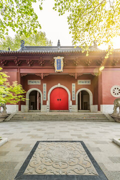 南京栖霞山的摄山栖霞寺