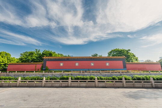 中国南京朝天宫的万仞宫墙