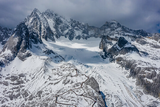 航拍云南丽江玉龙雪山冰川积雪